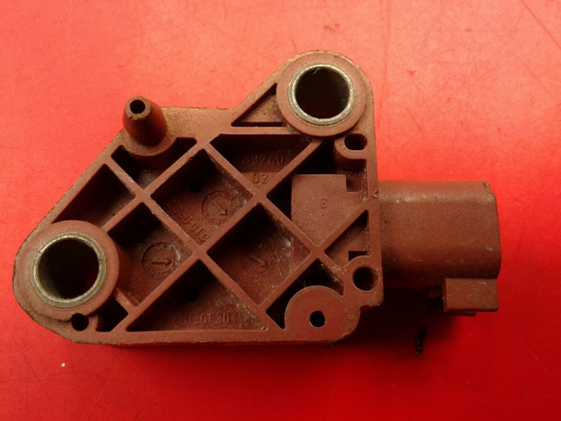 Sensor de impacto VOLVO C30 Imagem-1