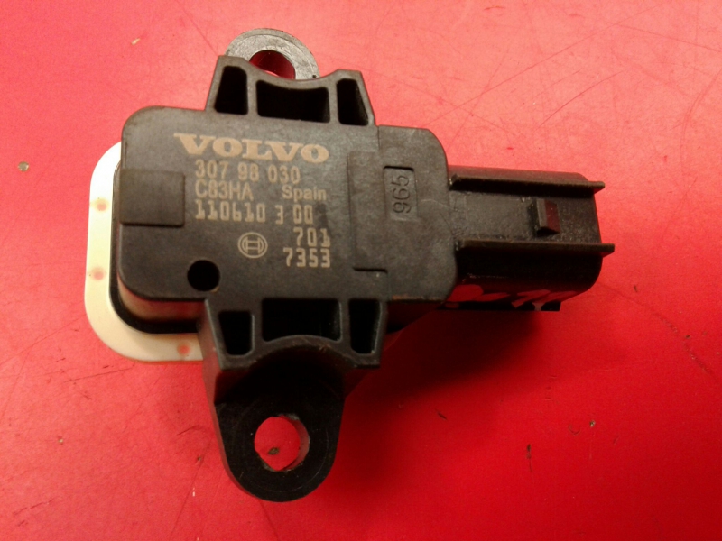Sensor de impacto VOLVO V60 I (155)
