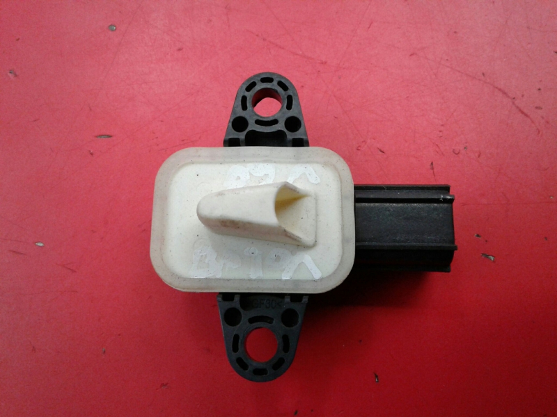 Sensor de impacto VOLVO V60 I (155) Imagem-1