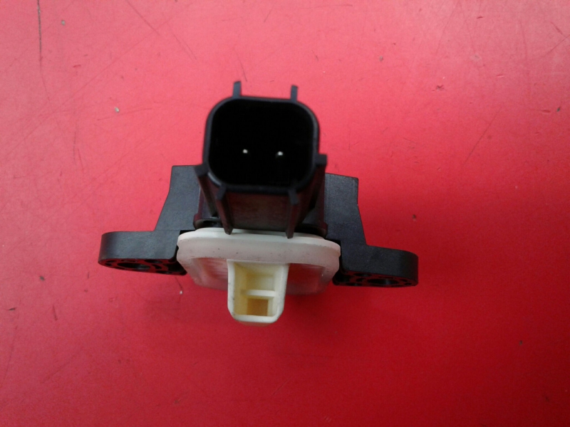 Sensor de impacto VOLVO V60 I (155) Imagem-2