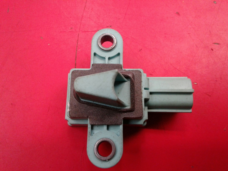 Sensor de impacto AUDI A4 (8K2, B8) Imagem-1