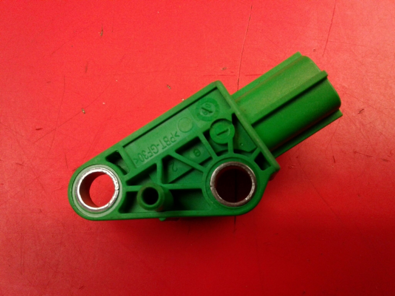 Sensor de impacto AUDI A4 Allroad (8KH, B8) Imagem-1