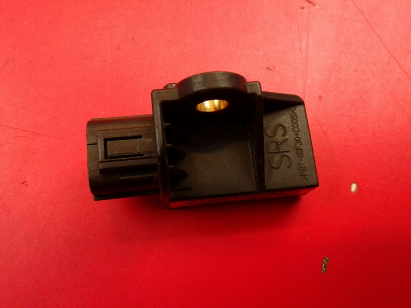 Sensor de impacto HONDA Civic VIII Hatchback (FN_, FK_) Imagem-1
