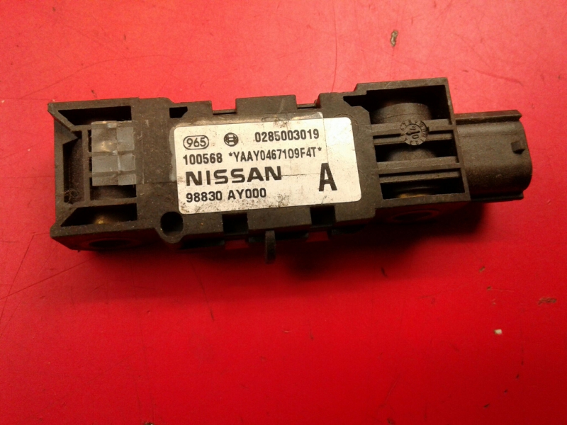 Sensor de impacto NISSAN Micra III (K12)
