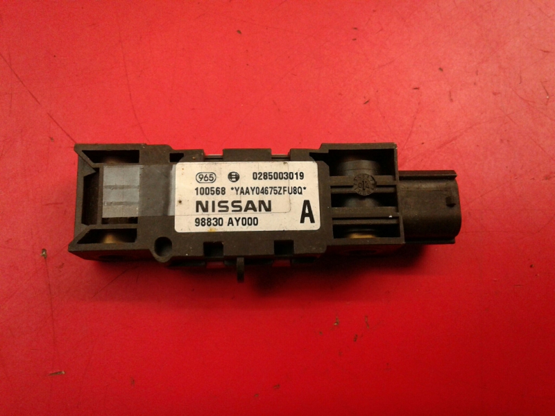 Sensor de impacto NISSAN Micra III (K12)