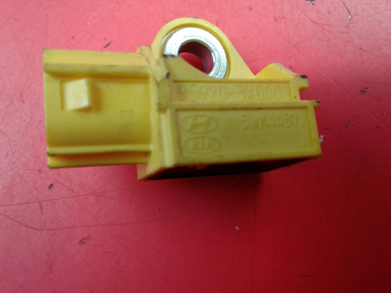 Sensor de impacto KIA Rio II (JB)
