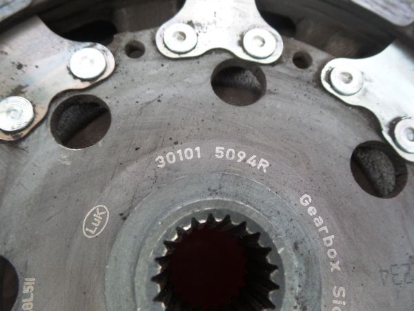 Volante motor NISSAN Qashqai II (J11) Imagem-5