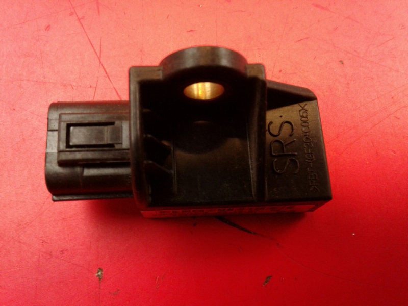 Sensor de impacto HONDA Civic VIII Hatchback (FN_, FK_) Imagem-1