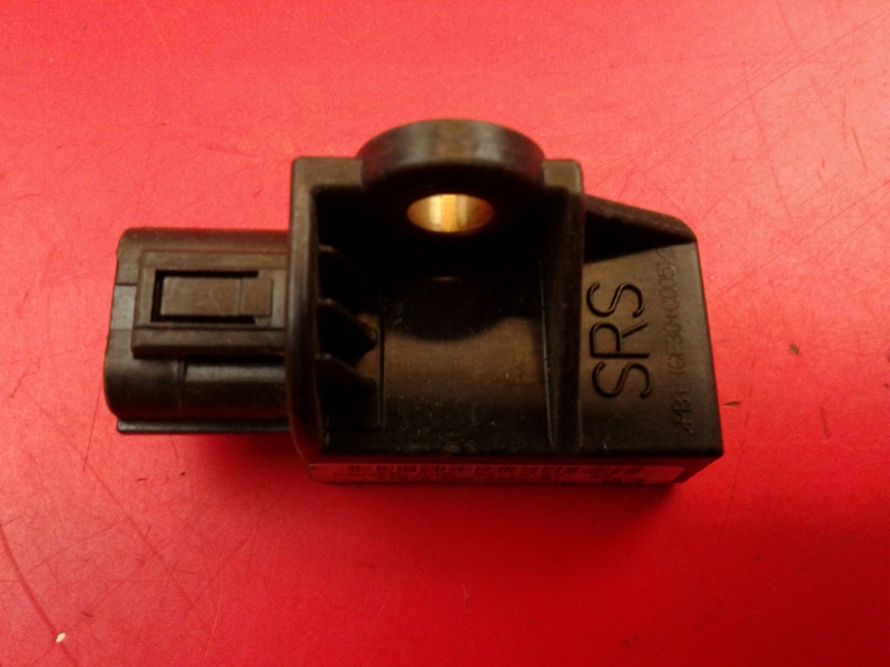 Sensor de impacto HONDA Civic VIII Hatchback (FN_, FK_) Imagem-1