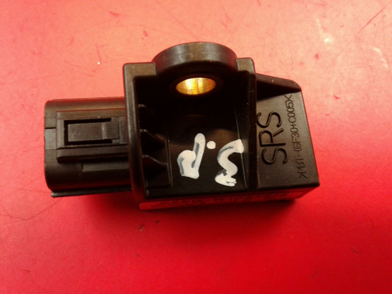 Sensor de impacto HONDA Civic VIII Hatchback (FN_, FK_) Imagem-1