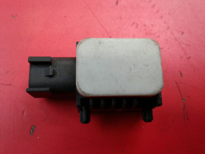 Sensor de impacto MAZDA 3 (BK)
