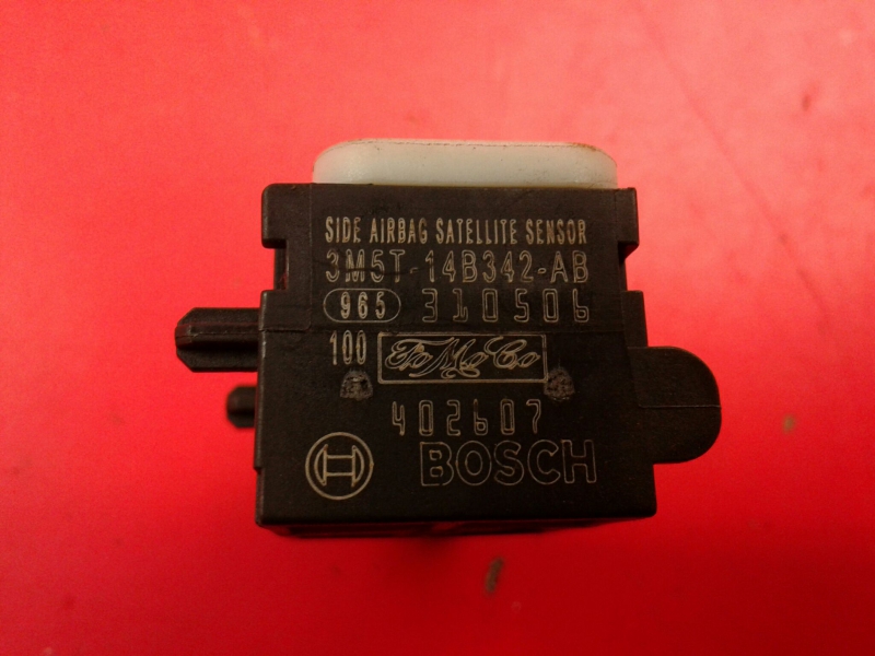Sensor de impacto MAZDA 3 (BK)