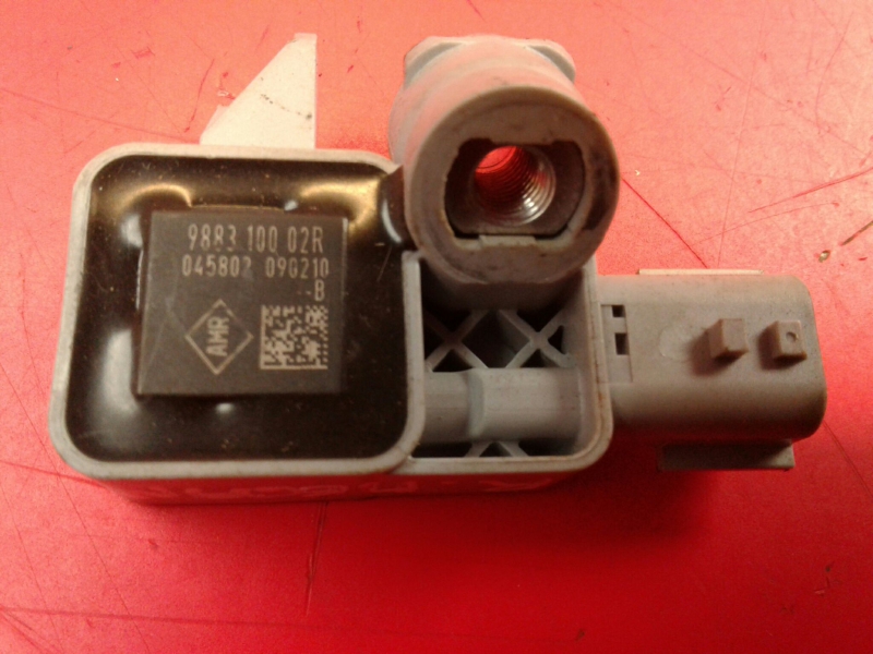 Sensor de impacto RENAULT Megane III (BZ0_)