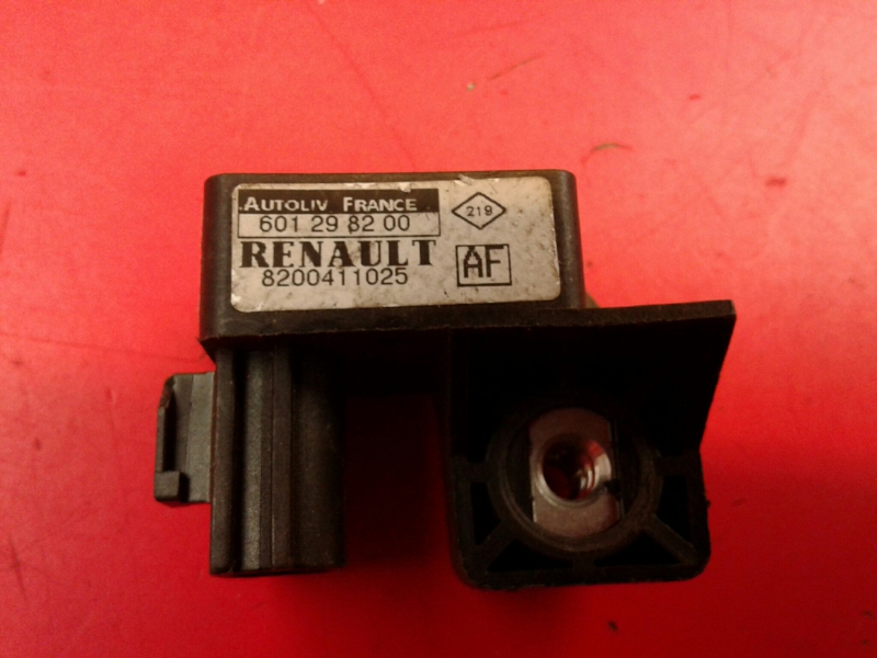 Sensor de impacto RENAULT Megane II (BM0/1_, CM0/1_)