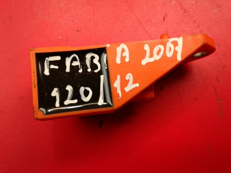 Sensor de impacto SKODA Fabia I Break (6Y5) Imagem-1