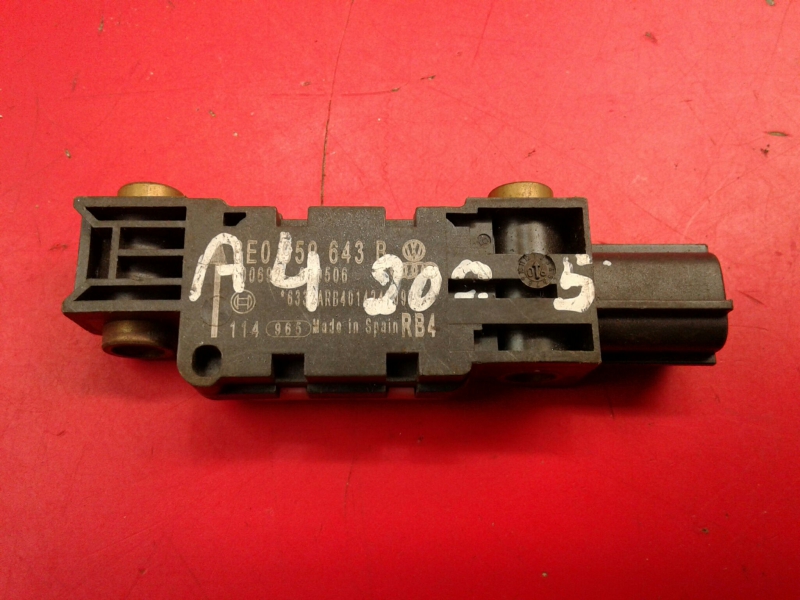 Sensor de impacto AUDI A4 (8EC, B7)