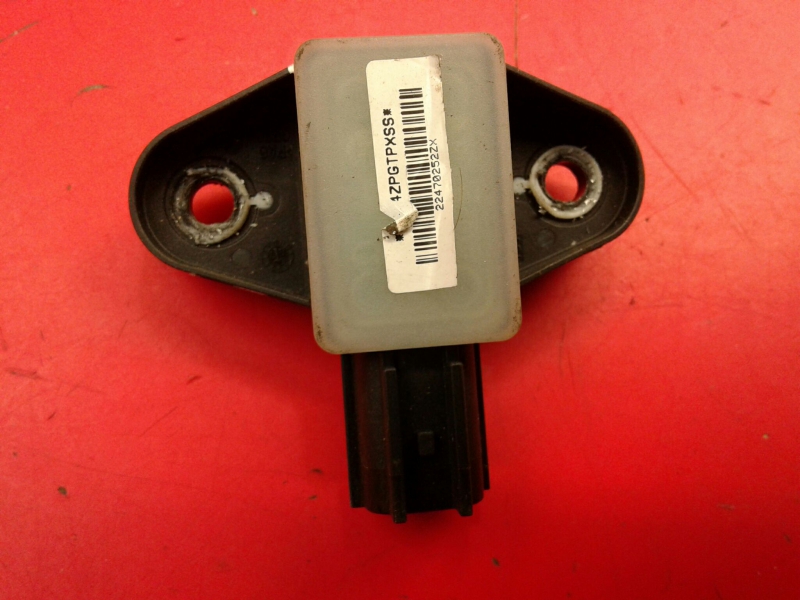 Sensor de impacto VOLKSWAGEN Tiguan (5N)