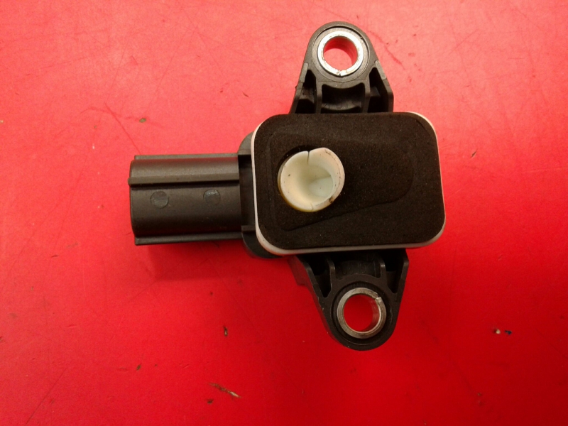 Sensor de impacto VOLKSWAGEN Polo (6R, 6C) Imagem-1
