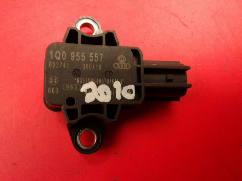 Sensor de impacto VOLKSWAGEN Polo (6R, 6C)