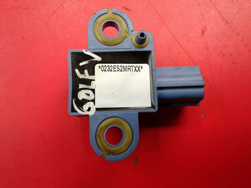 Sensor de impacto VOLKSWAGEN Golf V (1K1) Imagem-1