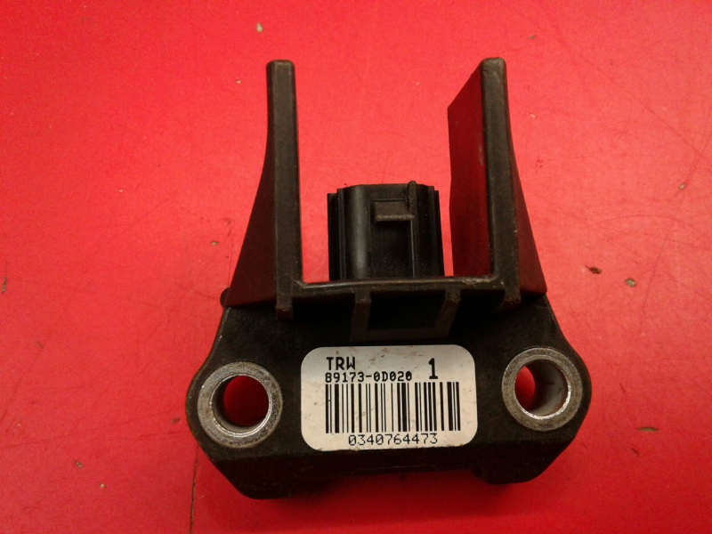 Sensor de impacto TOYOTA Yaris (_P9_)