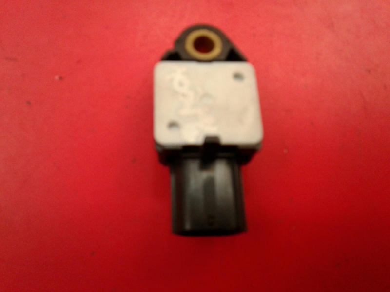 Sensor de impacto TOYOTA Auris Hatchback (_E15_) Imagem-1