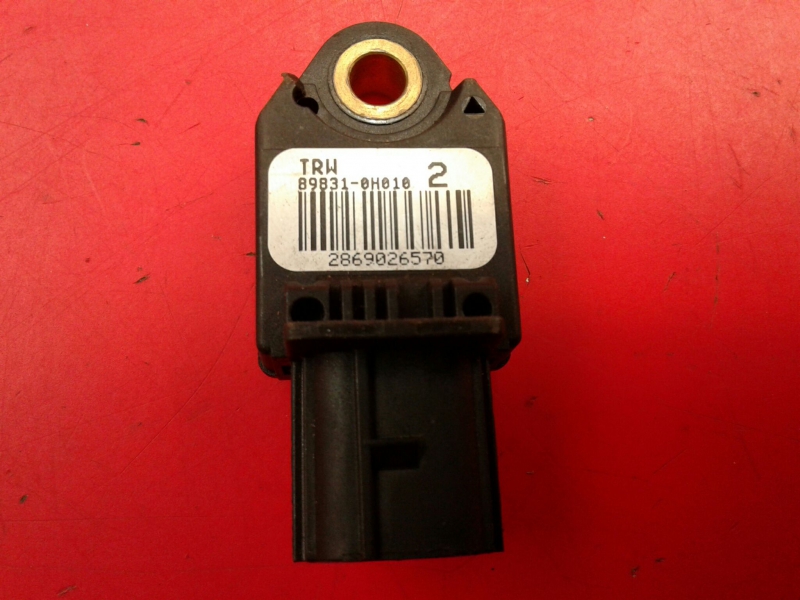 Sensor de impacto TOYOTA Yaris (_P9_)