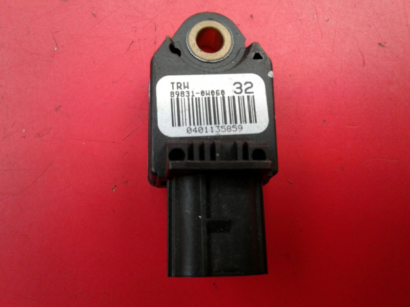 Sensor de impacto TOYOTA Auris Hatchback (_E15_)