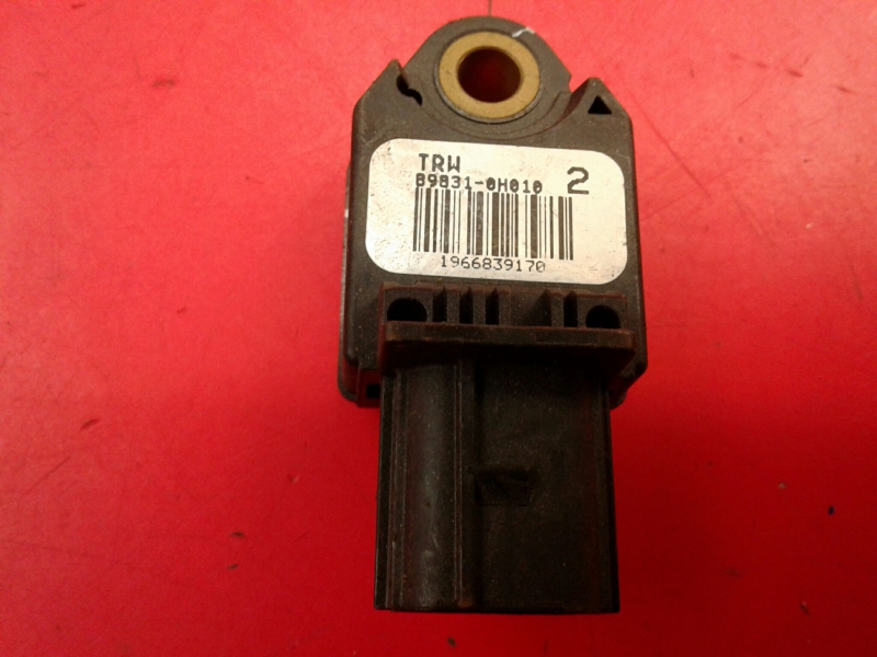 Sensor de impacto TOYOTA Yaris (_P9_)