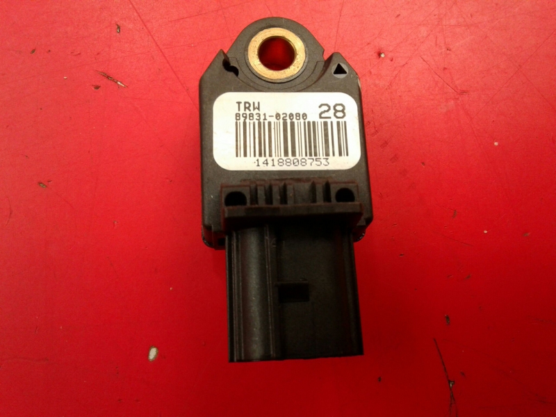 Sensor de impacto TOYOTA Auris Hatchback (_E15_)