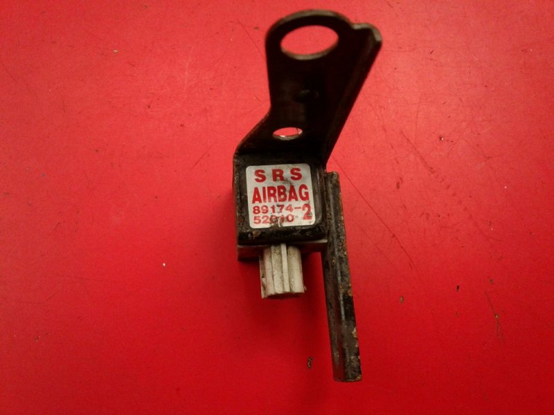 Sensor de impacto TOYOTA Yaris (_P1_) Imagem-1