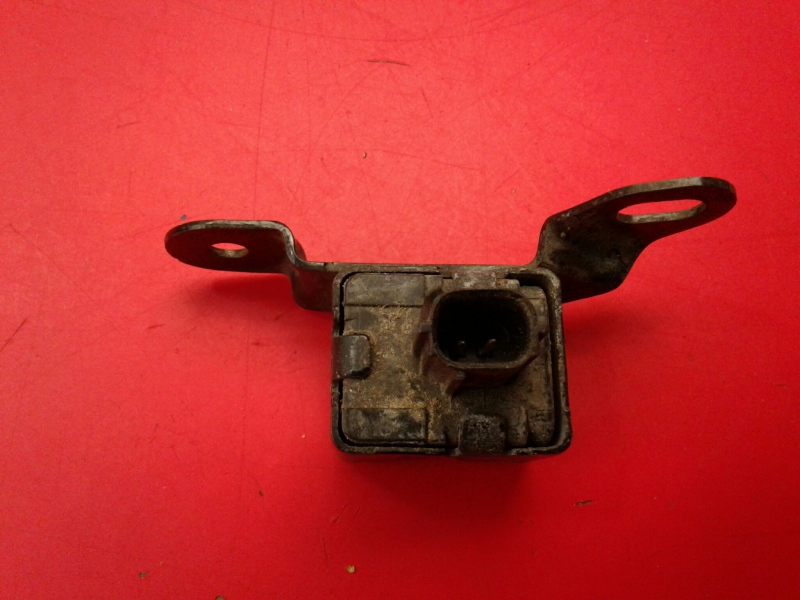 Sensor de impacto TOYOTA Corolla Hatchback (_E12_)