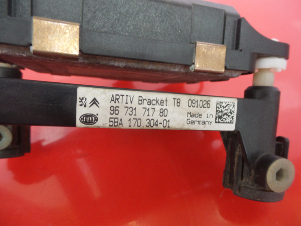 Steuergerät Feststellbremse PEUGEOT 3008 I (0U_) Imagem-5