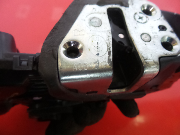 Front Right Door Lock TOYOTA Auris Hatchback (_E18_) Imagem-5
