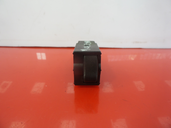 Bouton / interrupteur électromécanique  MITSUBISHI Carisma Hatchback (DA_) Imagem-1