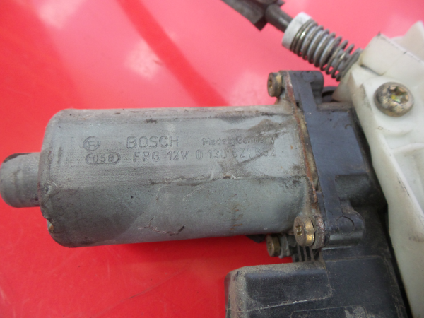 Lève-vitre arrière Droite MITSUBISHI Carisma Hatchback (DA_) Imagem-3