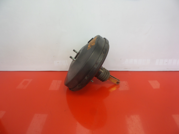 Servo frein MITSUBISHI Carisma Hatchback (DA_)