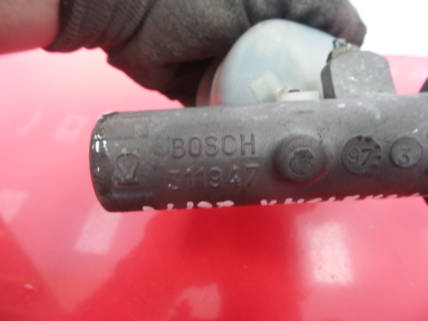 Bomba hidráulica del sistema de frenos MITSUBISHI Carisma Hatchback (DA_) Imagem-3