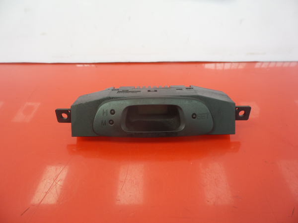 Uhr MITSUBISHI Carisma Hatchback (DA_) Imagem-1