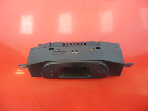 Uhr MITSUBISHI Carisma Hatchback (DA_) Imagem-2