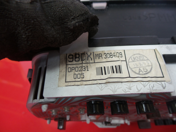 Compteur de vitesse MITSUBISHI Carisma Hatchback (DA_) Imagem-4