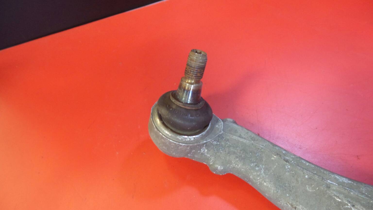 Bras de suspension Avant Droite MERCEDES-BENZ Classe C (W204) Imagem-2