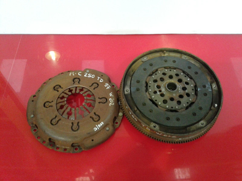 Volante motor MERCEDES-BENZ Classe C (W202) Imagem-1