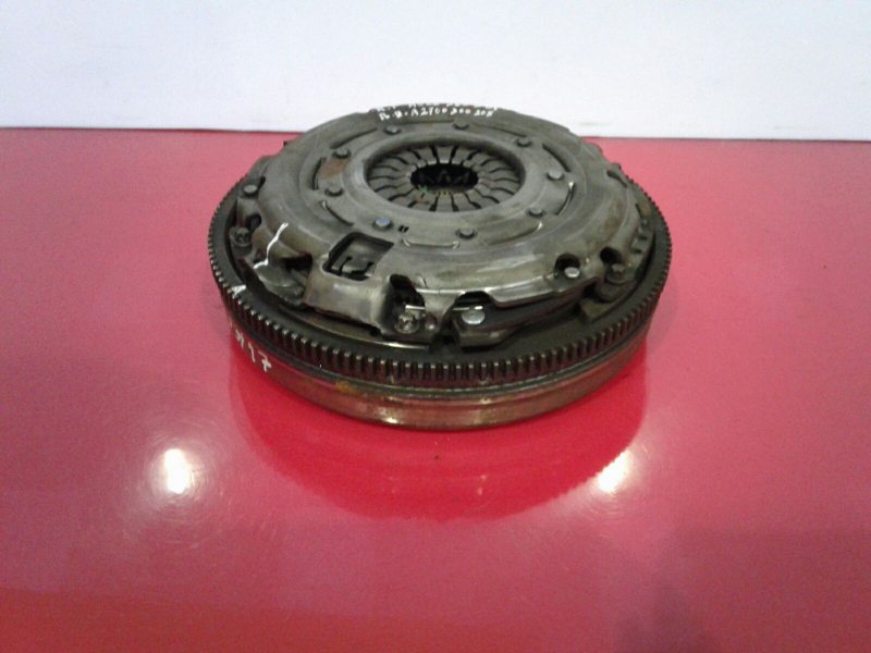 Volante motor MERCEDES-BENZ CLA Shooting Brake (X117) Imagem-1