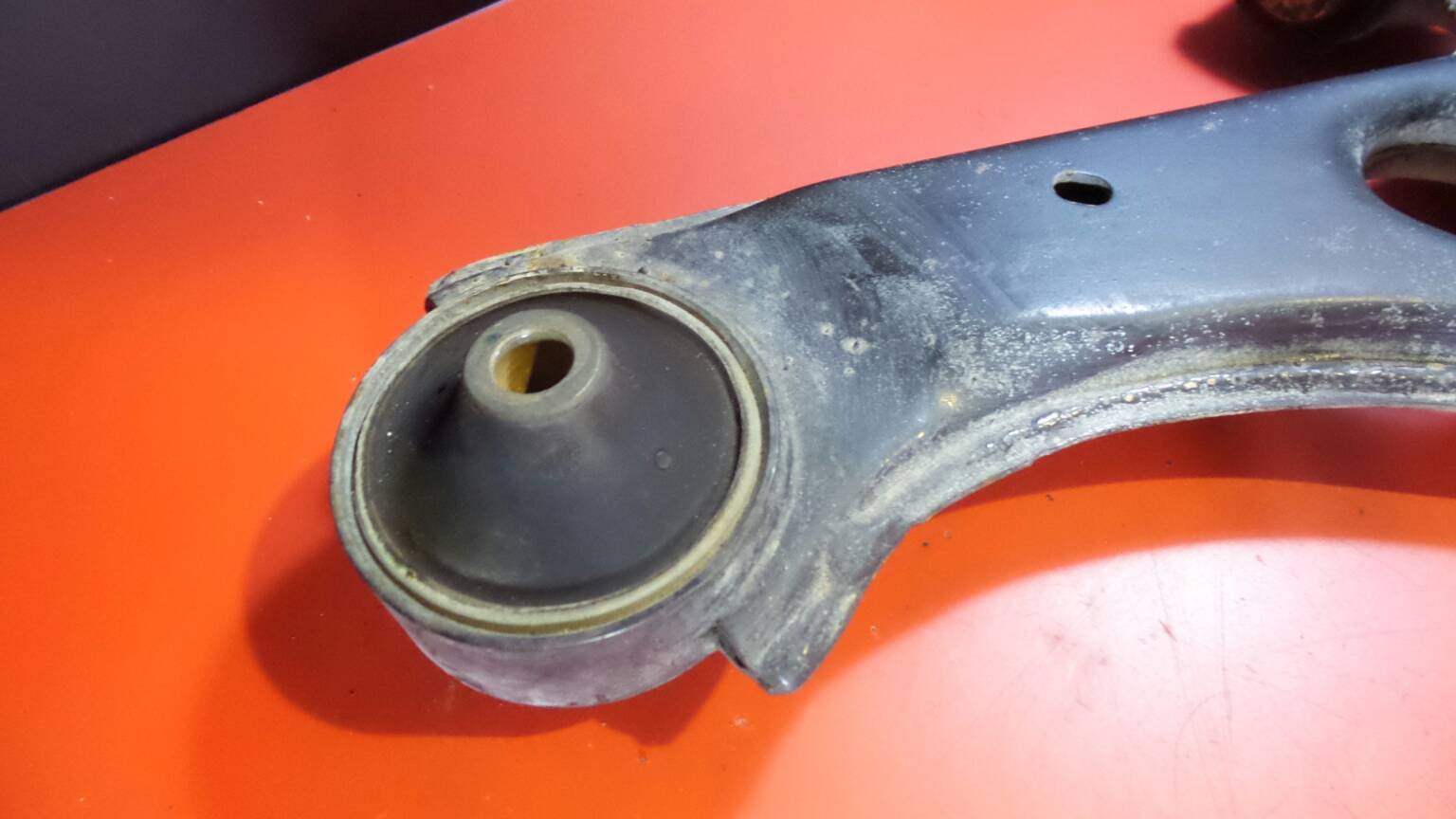 Right front suspension arm OPEL Corsa D Imagem-2