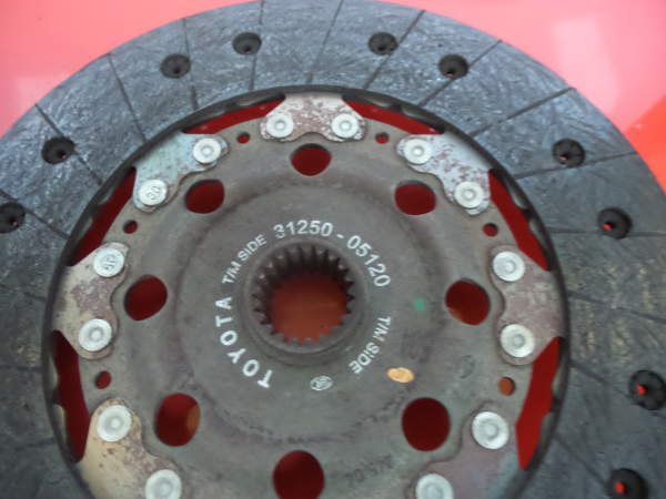 Volante motor TOYOTA Avensis Wagon (_T25_) Imagem-3