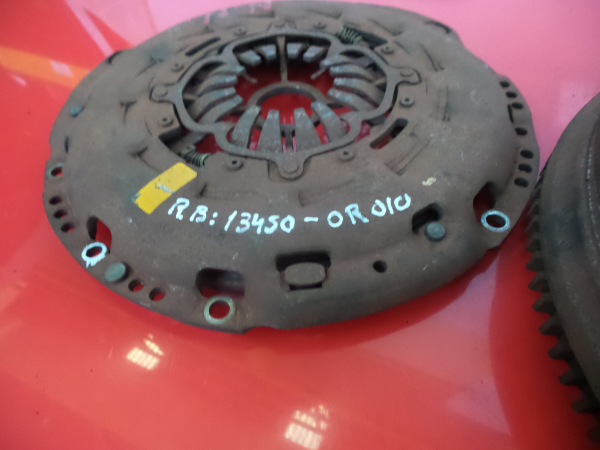 Volante motor TOYOTA Avensis Wagon (_T25_) Imagem-4