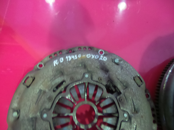 Volante motor TOYOTA Verso (_R2_) Imagem-3