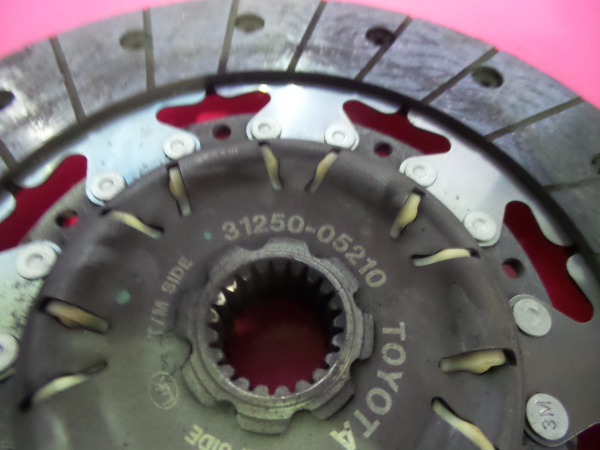 Volante motor TOYOTA Verso (_R2_) Imagem-4