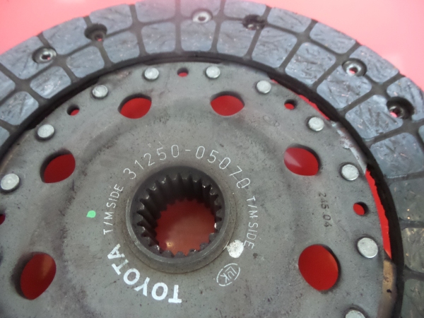Volante motor TOYOTA Avensis Wagon (_T25_) Imagem-5